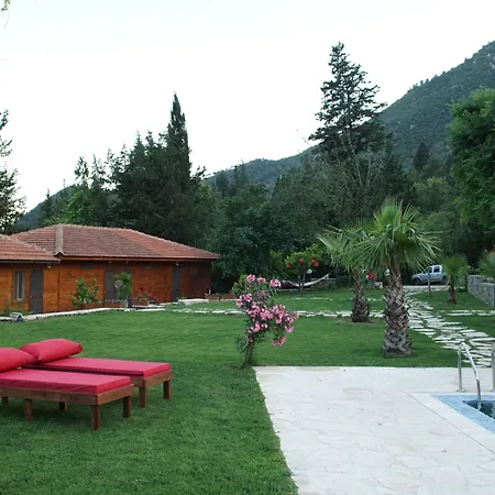 Lycia Nature House ホテル