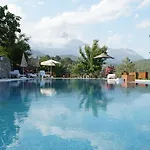 Lycia Nature House 2*