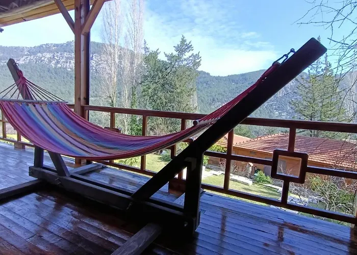 Lycia Nature House Hotell 2*